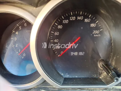 Suzuki Grand vitara 2006 White Used for Sale - 9