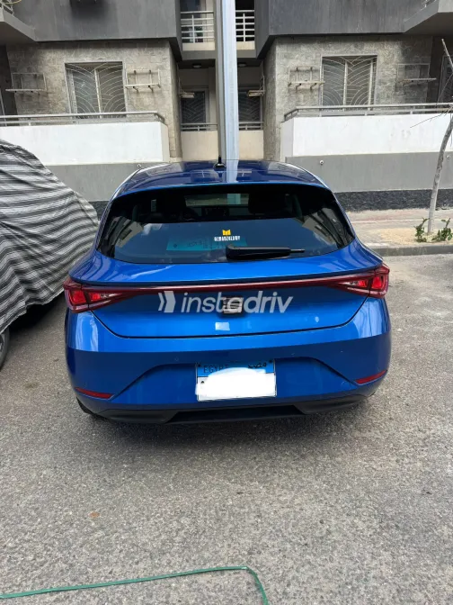 Seat Leon 2025 White Used for Sale - 3