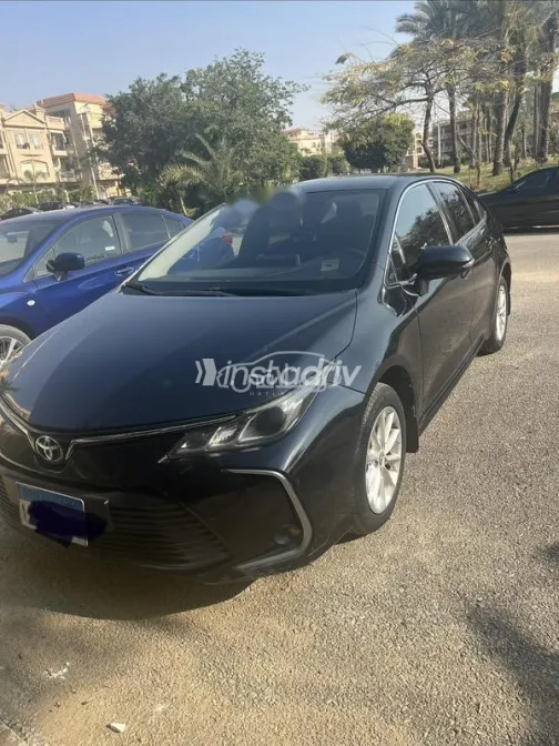 Toyota Corolla 2020 Black Used for Sale - 10