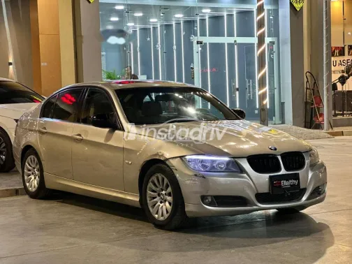 BMW 320 2010 Gold Used for Sale - 2