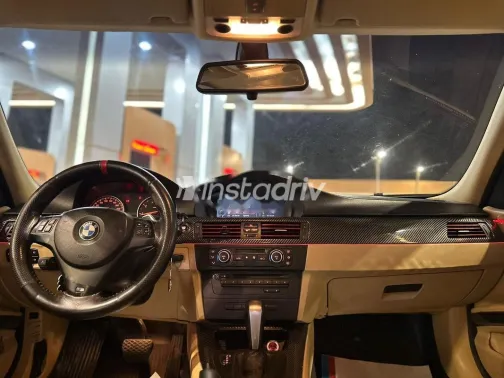 BMW 320 2010 Gold Used for Sale - 9