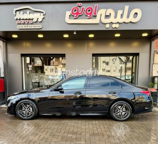 مرسيدس C 200 2023 أسود مستعملة للبيع - 4