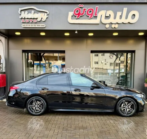 مرسيدس C 200 2023 أسود مستعملة للبيع - 5
