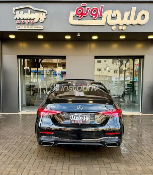 مرسيدس C 200 2023 أسود مستعملة للبيع - 8
