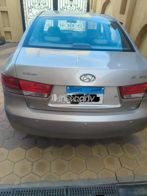 Hyundai Sonata 2008 Beige Used for Sale - 3