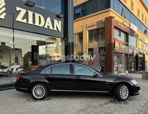 مرسيدس S 500 2011 أسود مستعملة للبيع - 4