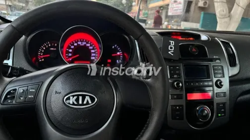 Kia Cerato 2011 Silver Used for Sale - 1