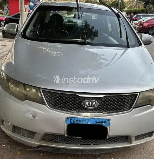 Kia Cerato 2011 Silver Used for Sale - 3