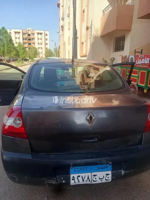 Renault Megane 2006 Gray Used for Sale - 4