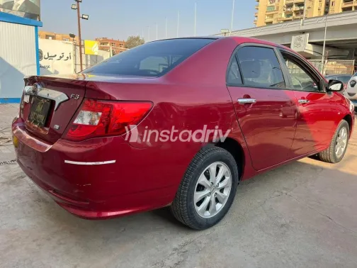 بى واى دى‬ F3 2022 أحمر غامق مستعملة للبيع - 6
