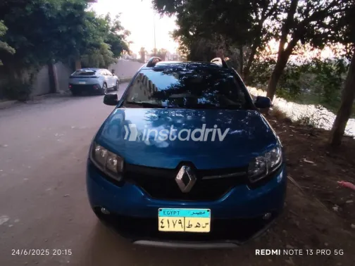 Renault Sandero Step Way 2016 Blue Used for Sale - 2