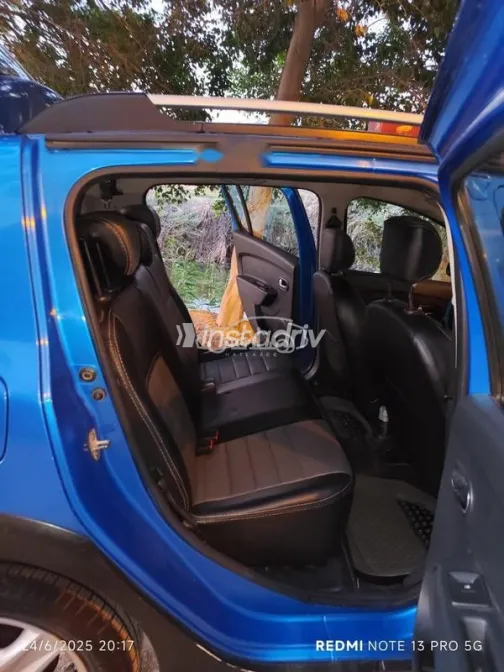 Renault Sandero Step Way 2016 Blue Used for Sale - 7