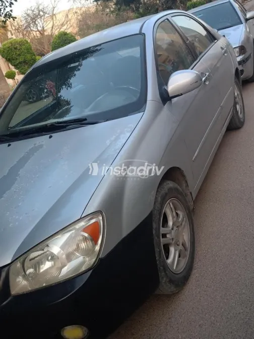 Kia Cerato 2006 Silver Used for Sale - 3