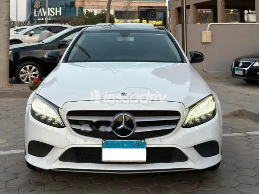 Mercedes C 200 2019 White Used for Sale - 1