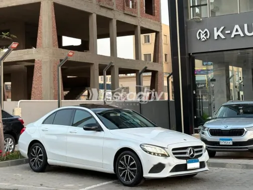 Mercedes C 200 2019 White Used for Sale - 3