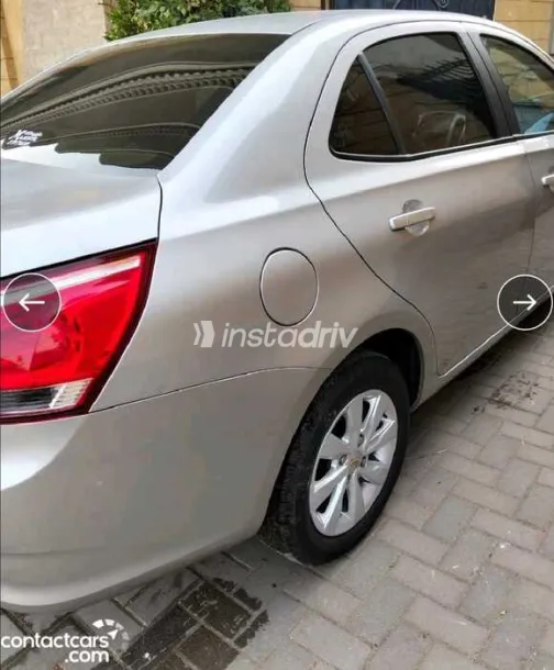 Chevrolet Optra 2021 White Used for Sale - 5