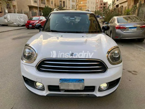 مينى كانترى مان 2018 أبيض مستعملة للبيع - 5