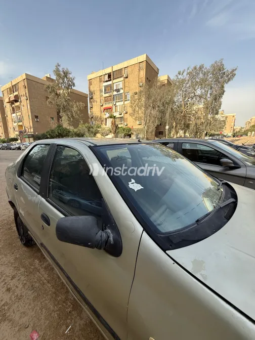 فيات سينا 2000 أبيض مستعملة للبيع - 6