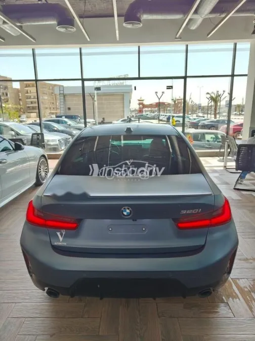 BMW 320 2026 Dark Blue Used for Sale - 6