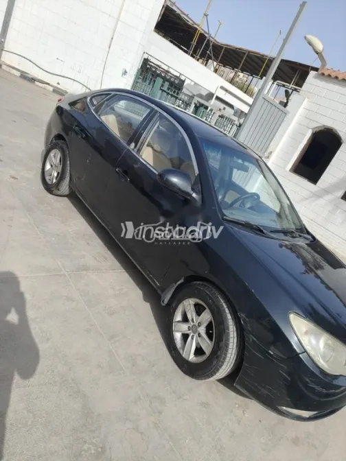 هيونداي إلنترا 2009 أسود مستعملة للبيع - 6