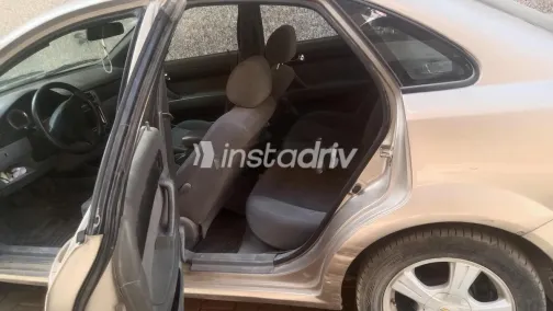 Chevrolet Optra 2006 Gold Used for Sale - 3