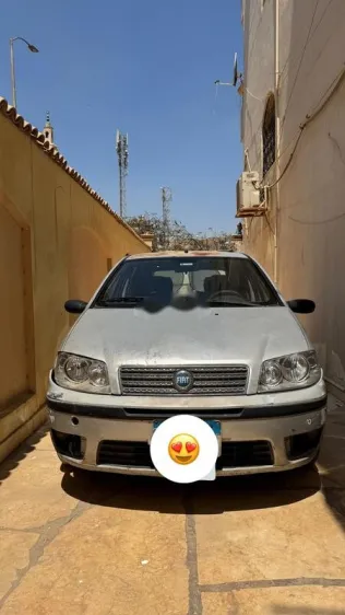 فيات بونتو 2008 فضي مستعملة للبيع