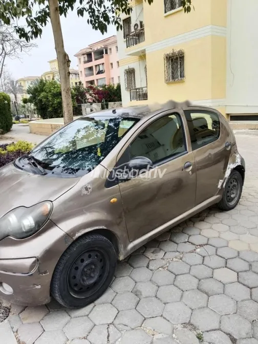 Hyundai Venue 2009 White Used for Sale - 6