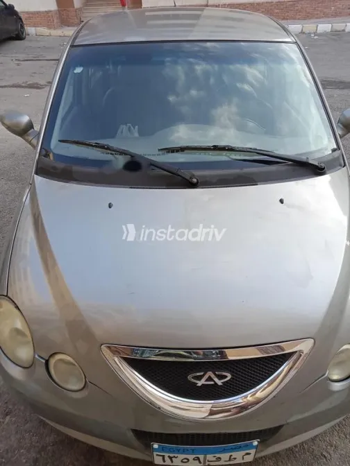 Hyundai Venue 2009 White Used for Sale - 7