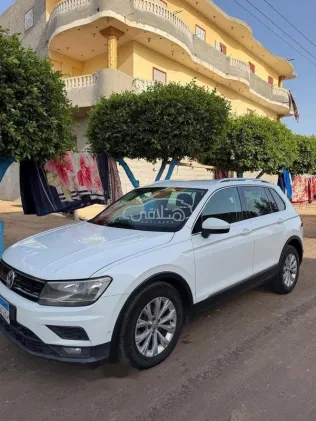Volkswagen Tiguan 2018 White Used for Sale