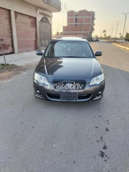 سوبارو ليجاسى 2009 رمادي مستعملة للبيع - 2