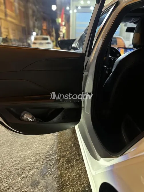 MG 5 2025 White Used for Sale - 7