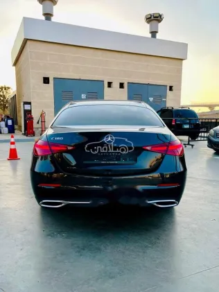 مرسيدس C 180 2025 أسود مستعملة للبيع