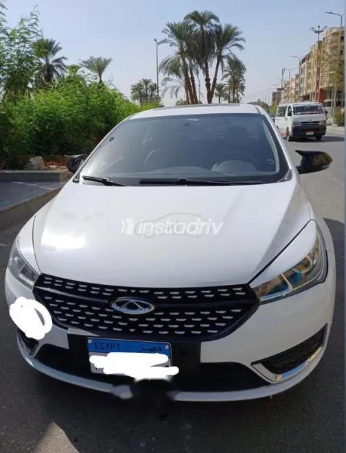 شيرى اريزو 5 2021 أبيض مستعملة للبيع - 2