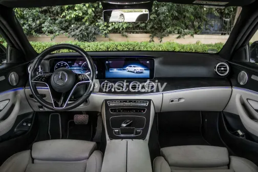 مرسيدس E 300 2021 أبيض مستعملة للبيع - 8