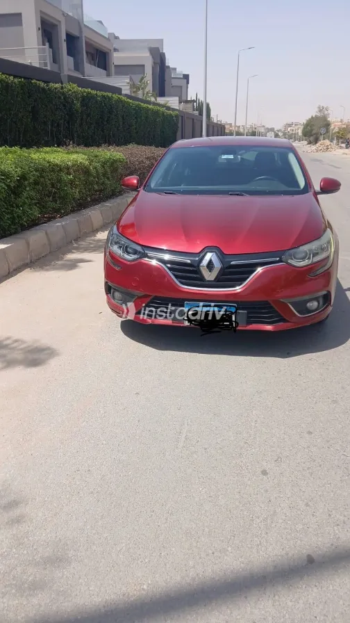 رينو ميجان 2019 أبيض مستعملة للبيع - 2