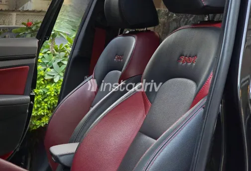 Hyundai Avante 2017 White Used for Sale - 3