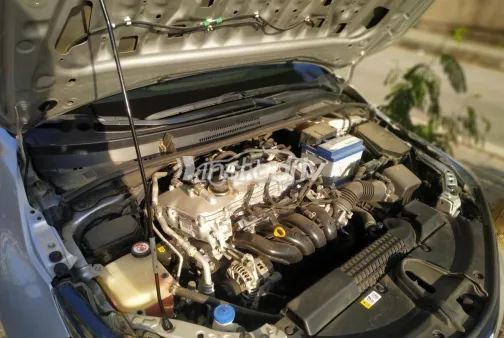 Toyota Corolla 2019 White Used for Sale - 2