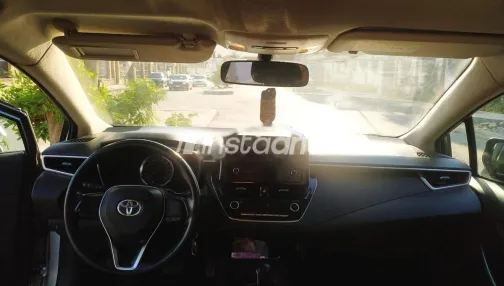 Toyota Corolla 2019 White Used for Sale - 5