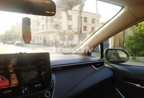 Toyota Corolla 2019 White Used for Sale - 7