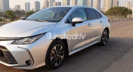 Toyota Corolla 2019 White Used for Sale - 8