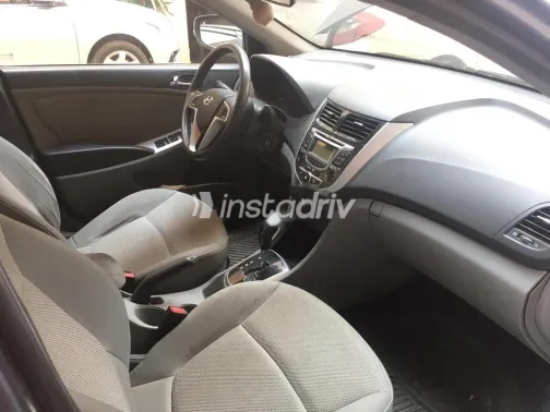 هيونداي اكسنت RB 2013 رمادي مستعملة للبيع - 2