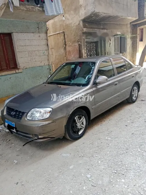 هيونداي فيرنا 2019 أبيض مستعملة للبيع - 2