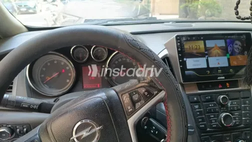 Opel Astra 2014 Dark Red Used for Sale - 5