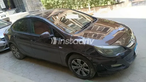 Opel Astra 2014 Dark Red Used for Sale - 6