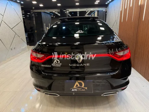 رينو ميجان 2022 أبيض مستعملة للبيع - 2