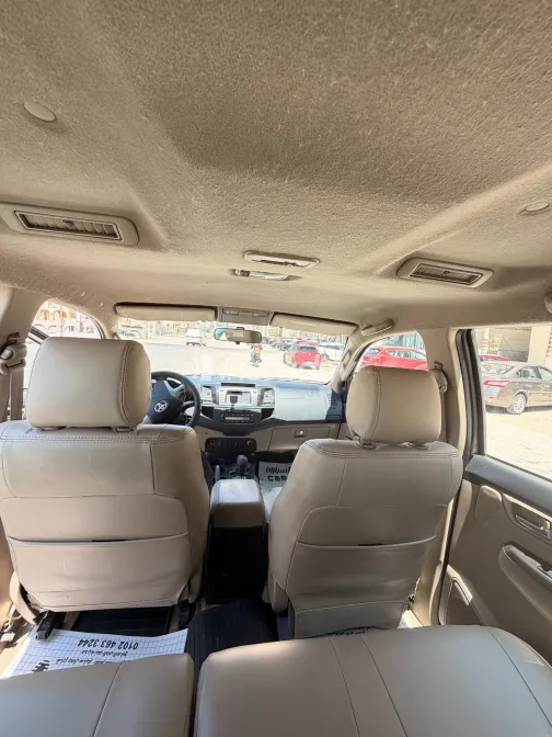 Toyota Fortuner 2015 White Used for Sale - 2