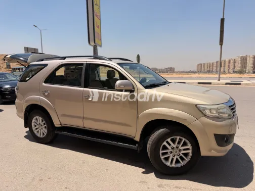 Toyota Fortuner 2015 White Used for Sale - 7