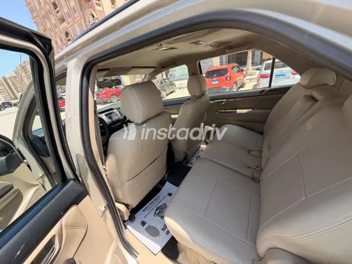 Toyota Fortuner 2015 White Used for Sale - 8