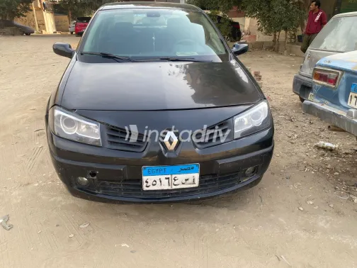 رينو ميجان 2008 أبيض مستعملة للبيع - 4