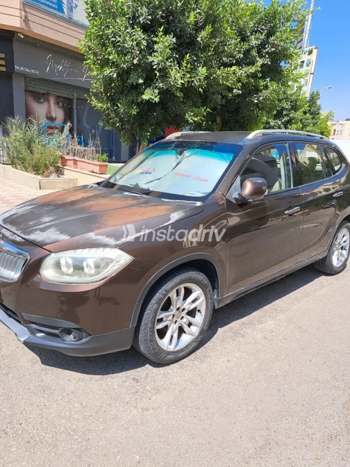 Brilliance V5 2013 White Used for Sale - 4